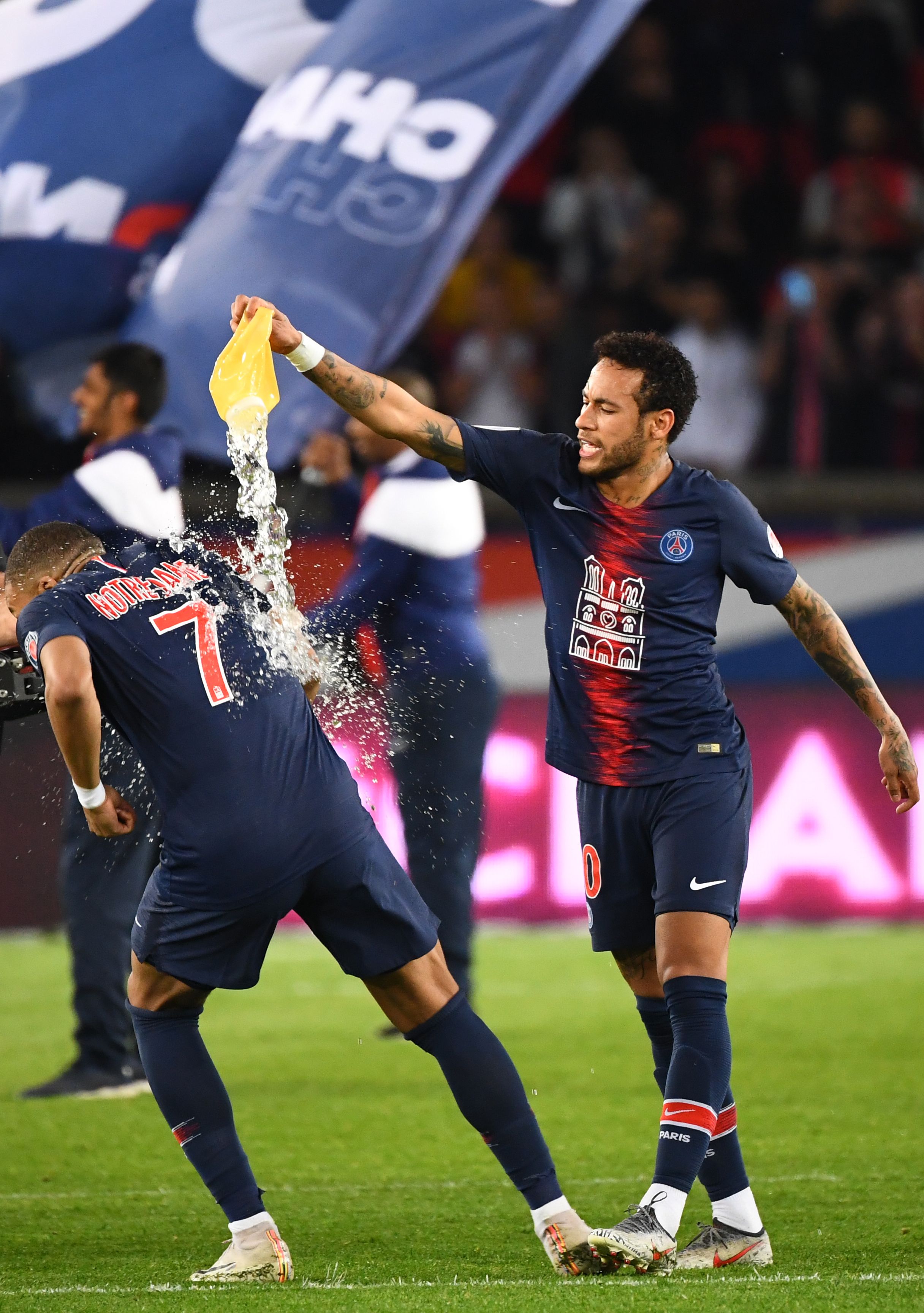 近50年第二人！杰伦·约翰逊近5场合砍150分69篮板54助攻