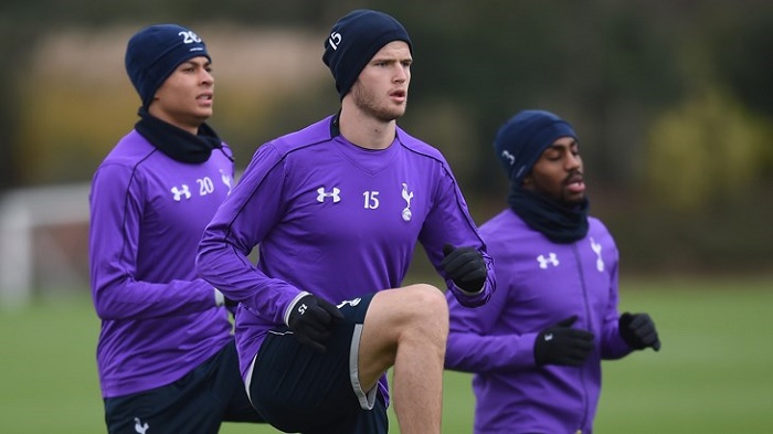 国安客场绝平深圳队