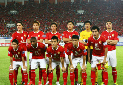 多伦多蓝鸟队在季后赛外卡轮不敌光芒被横扫